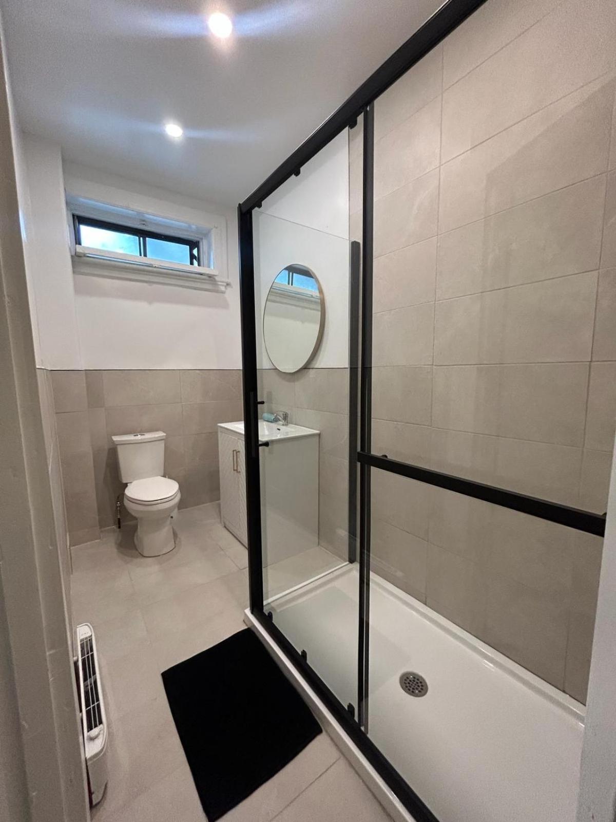 Chic Haven Downtown Mtl Apartment *