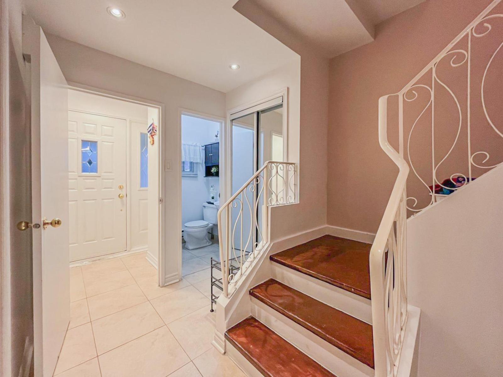 Spacious House Near Downtown Mtl