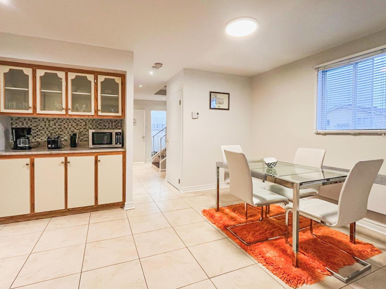 Holiday home Spacious House Near Downtown Mtl *