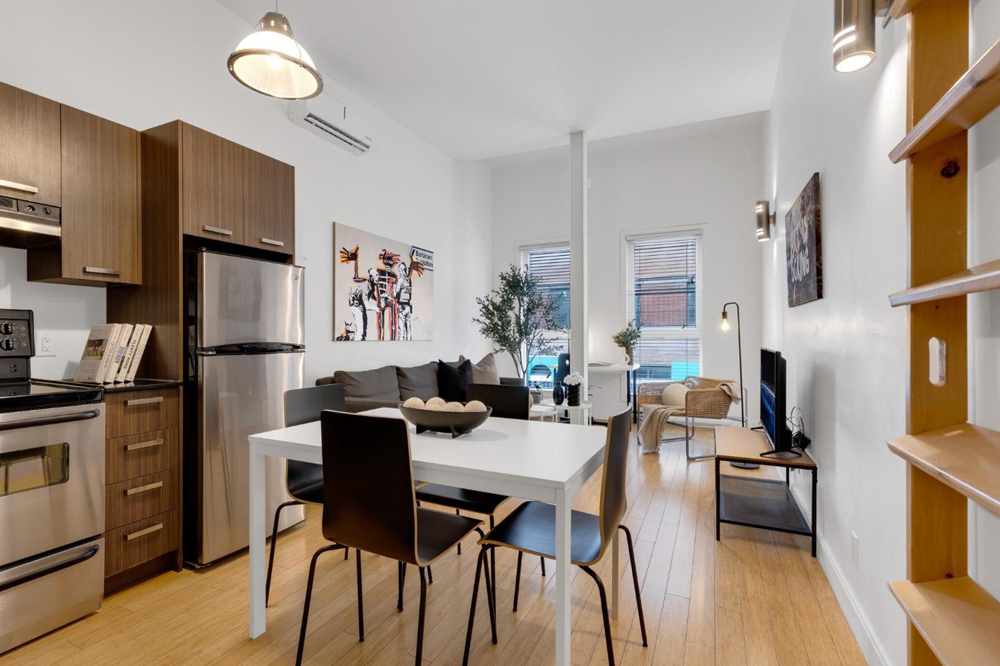 Liv Mtl Main Aparthotel 3*