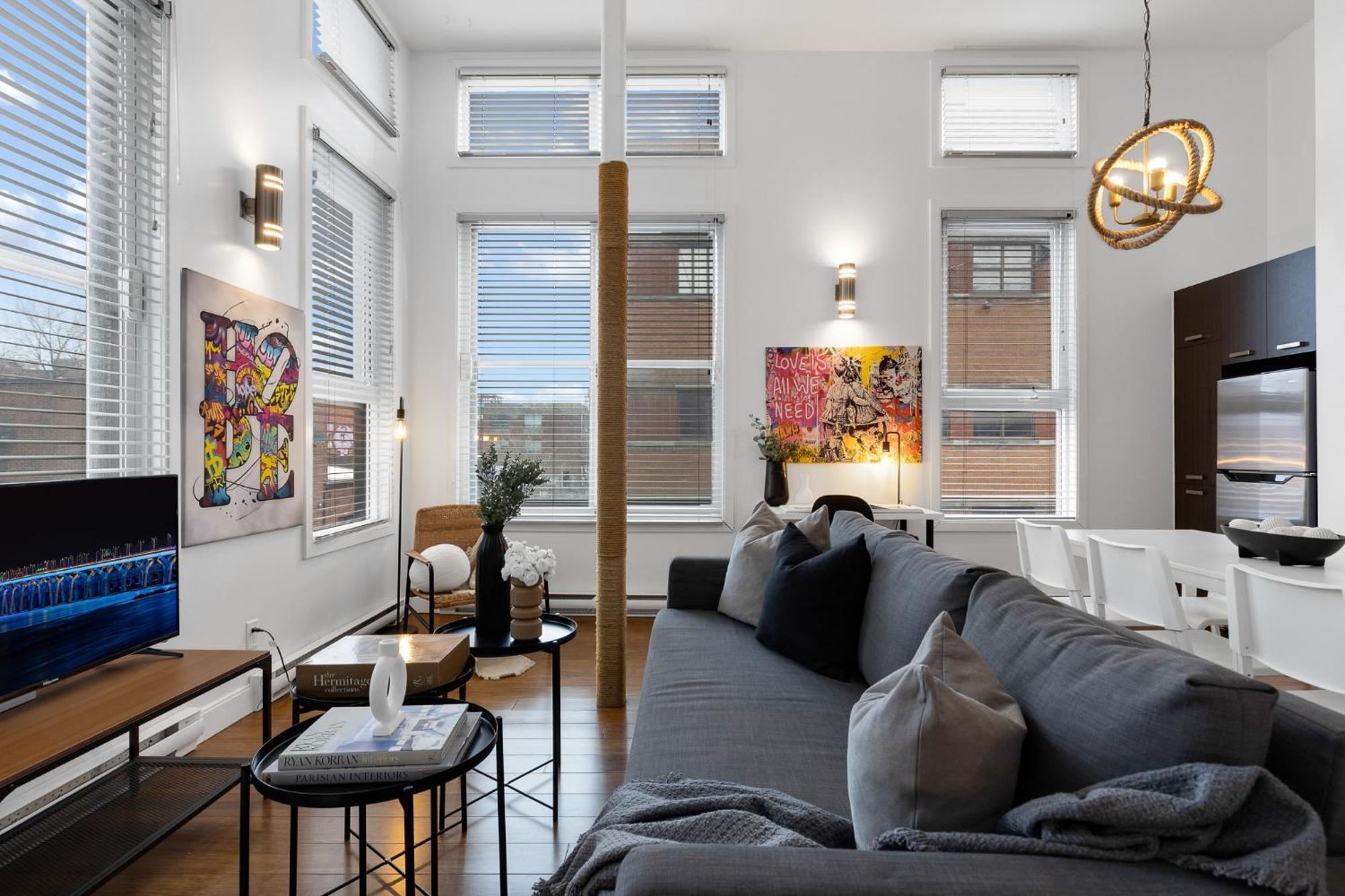 Liv Mtl Main Aparthotel