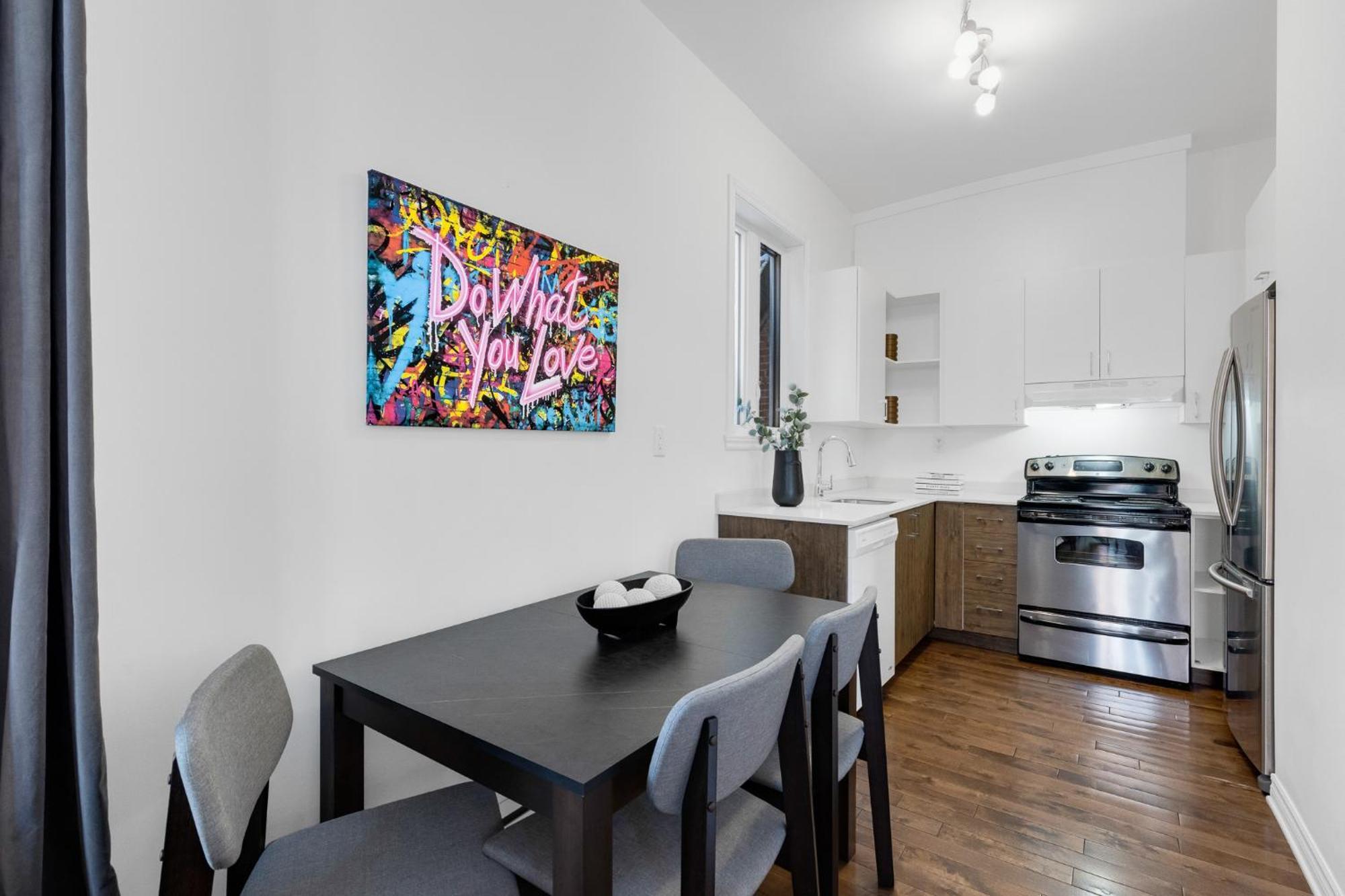 Liv Mtl Mtl Aparthotel 3*