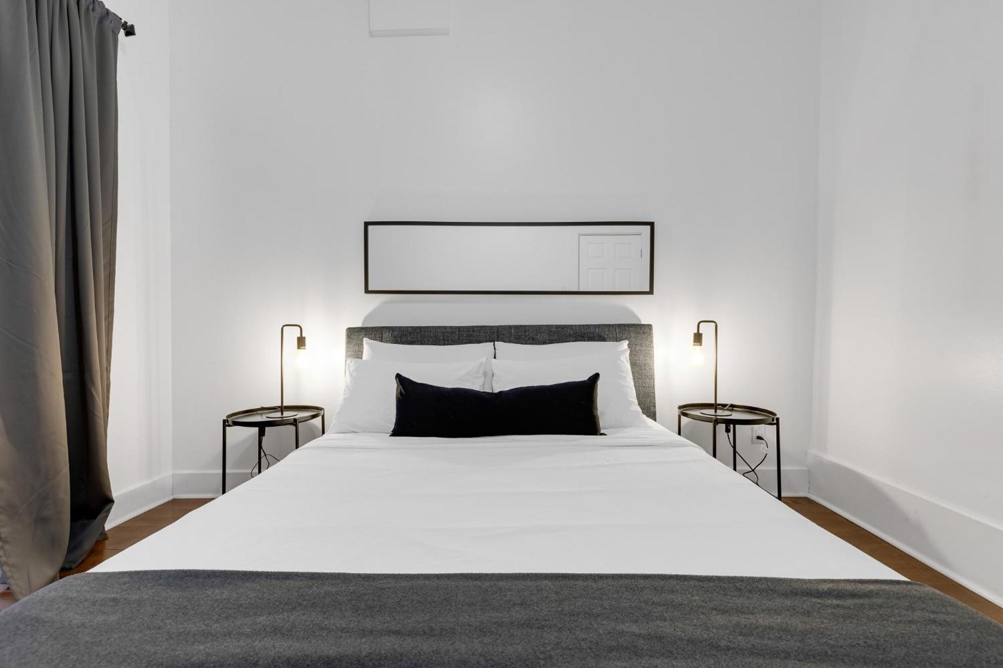 Liv Mtl Chic Aparthotel Montreal