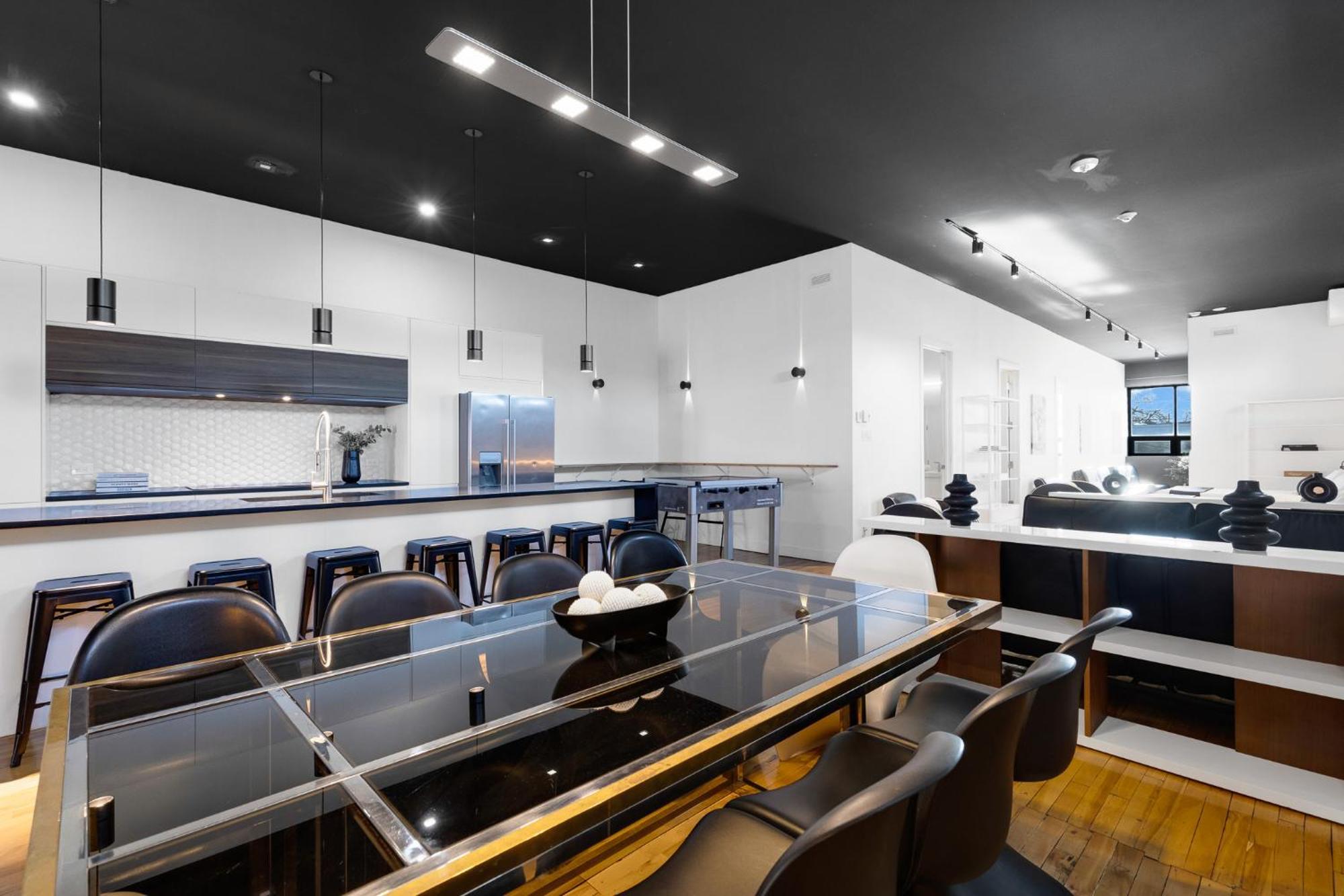 Aparthotel Liv Mtl Plaza