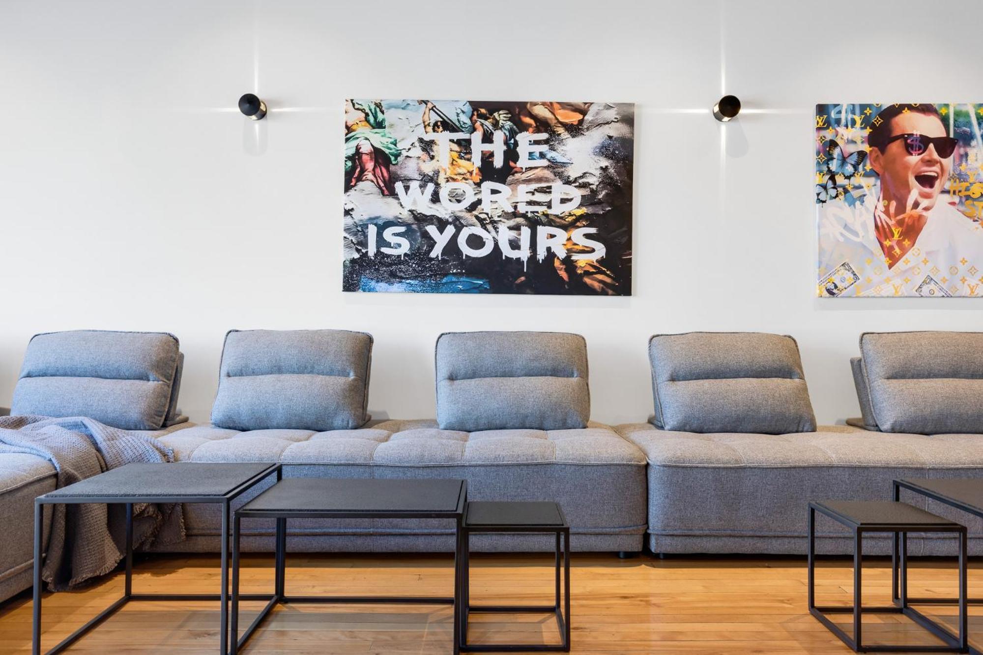 Liv Mtl Plaza Aparthotel