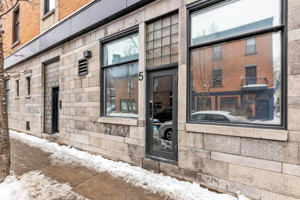 Apartment Stylish 2-bedroom Getaway, Luxurious & Conveniently Located To Experience The Pulse Of The - 5 Montreal