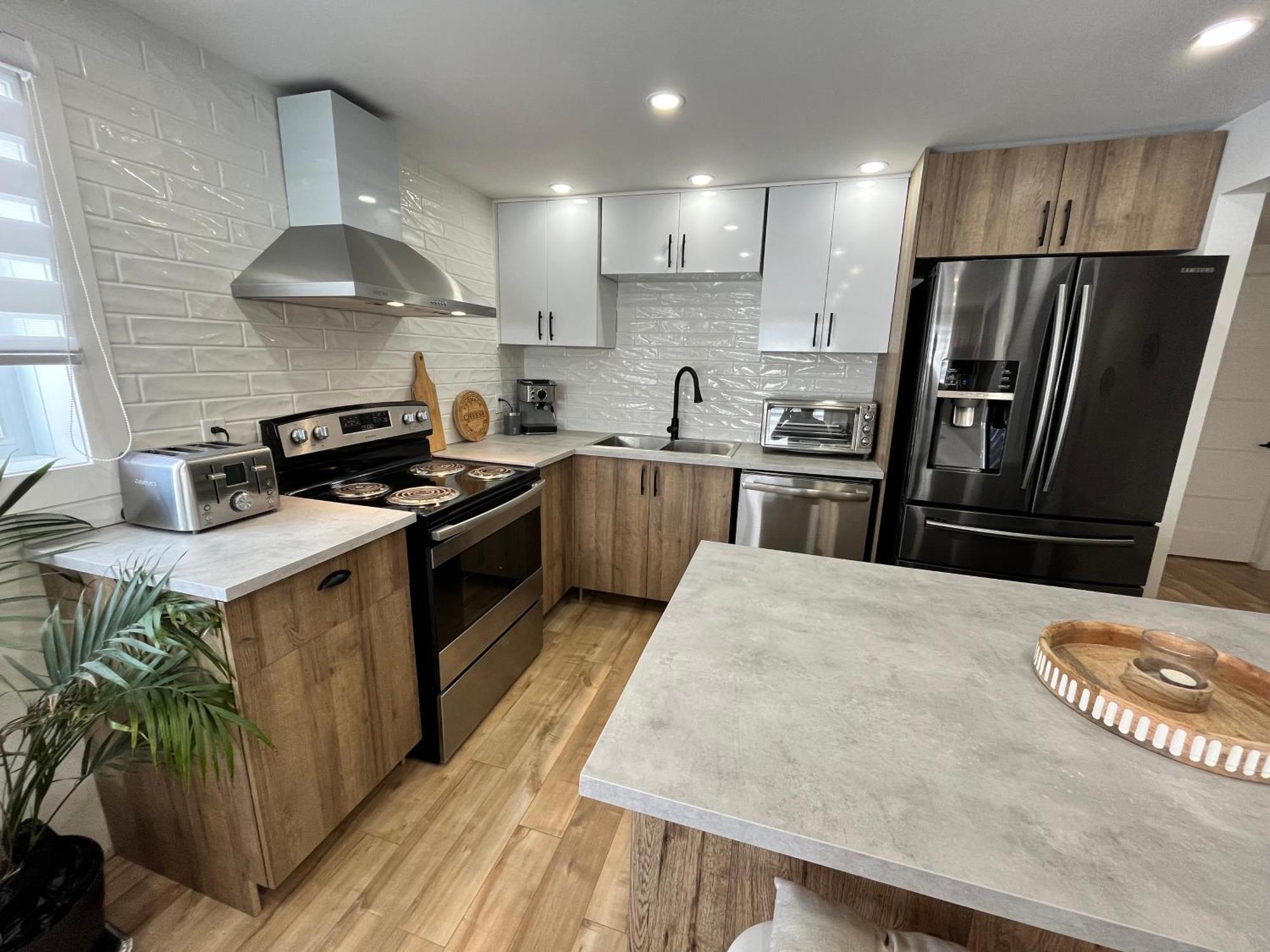 Magnifique, Propre Et Spacieux 2 Montreal