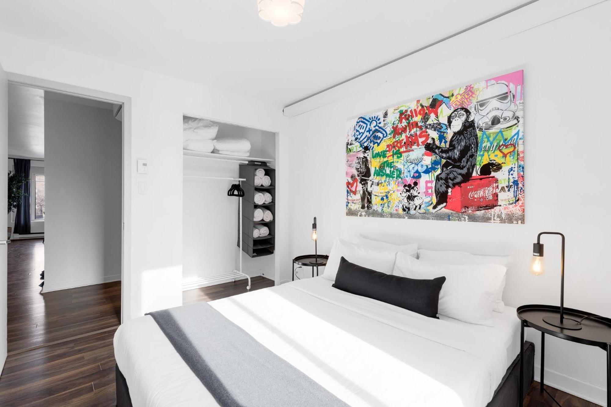 Liv Mtl Soho Aparthotel Montreal