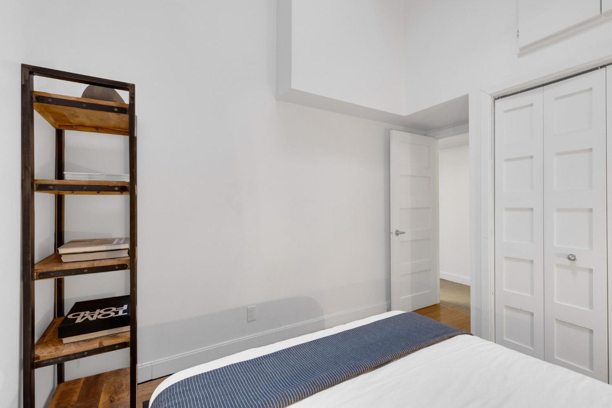 Liv Mtl Main Aparthotel Montreal