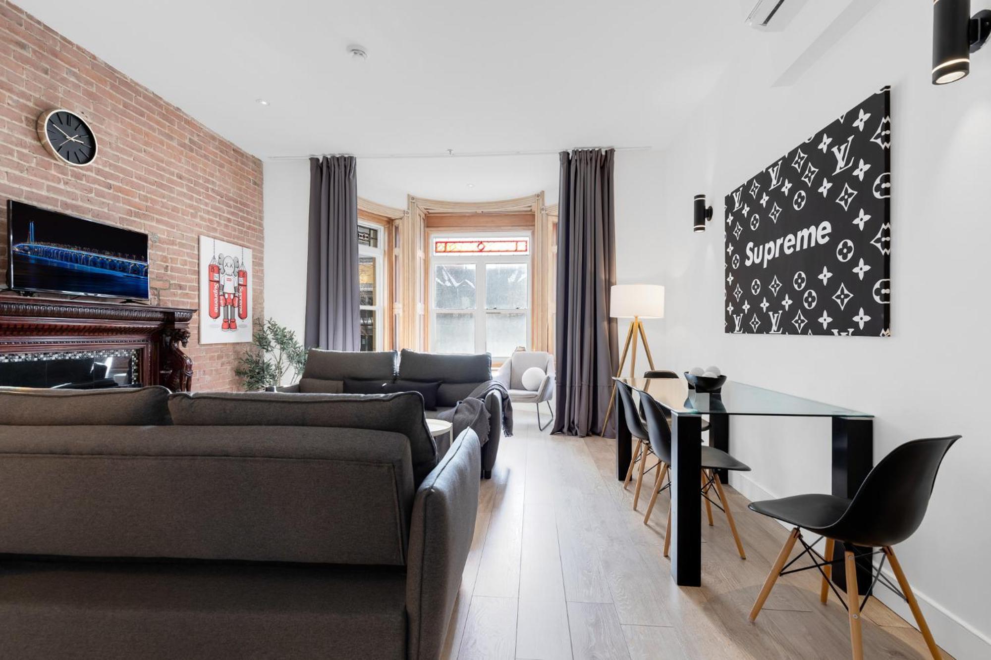 Liv Mtl Downtown Aparthotel Montreal