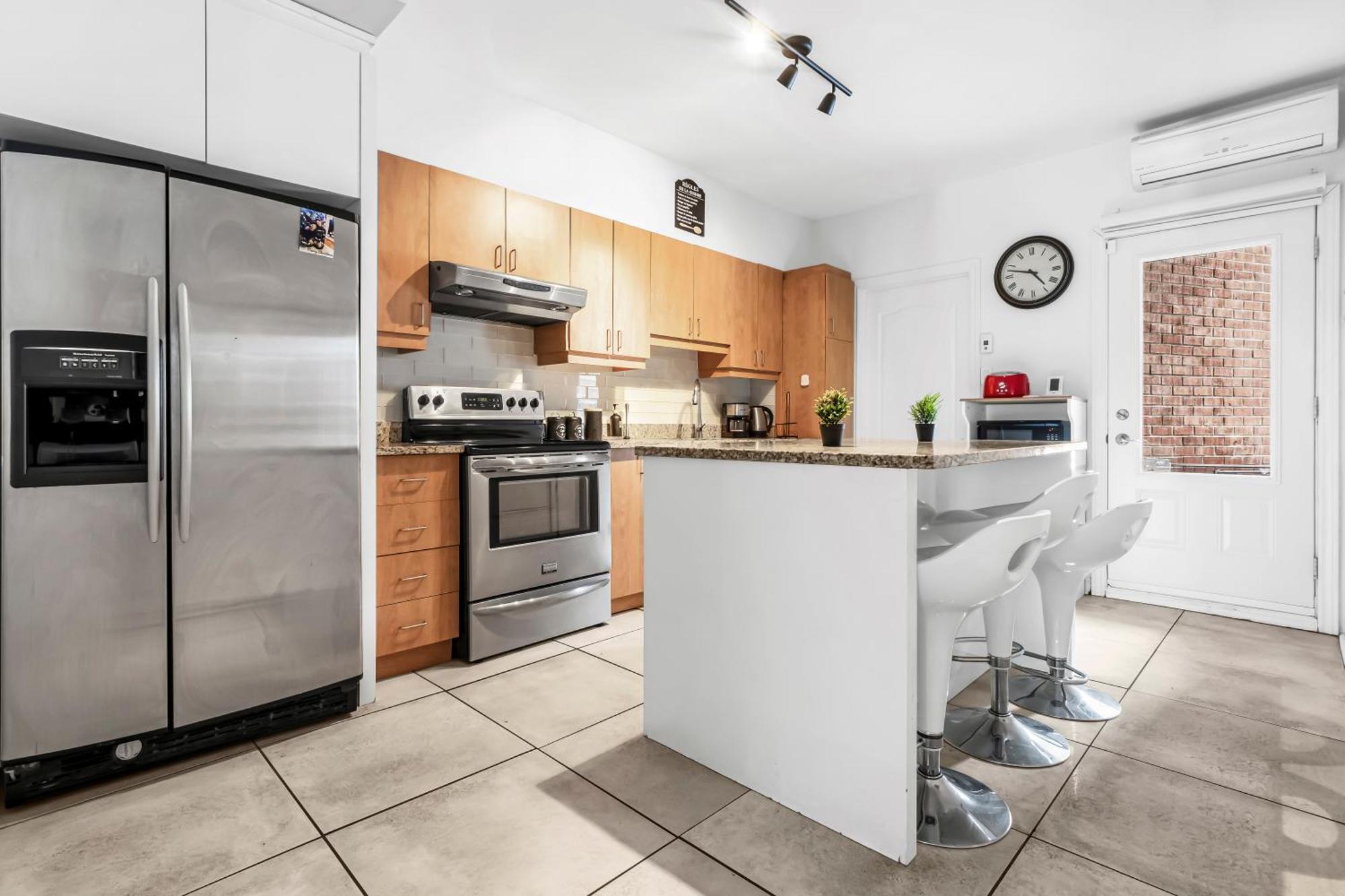 Duplex For Group Stay_mont-royal Holiday home Montreal