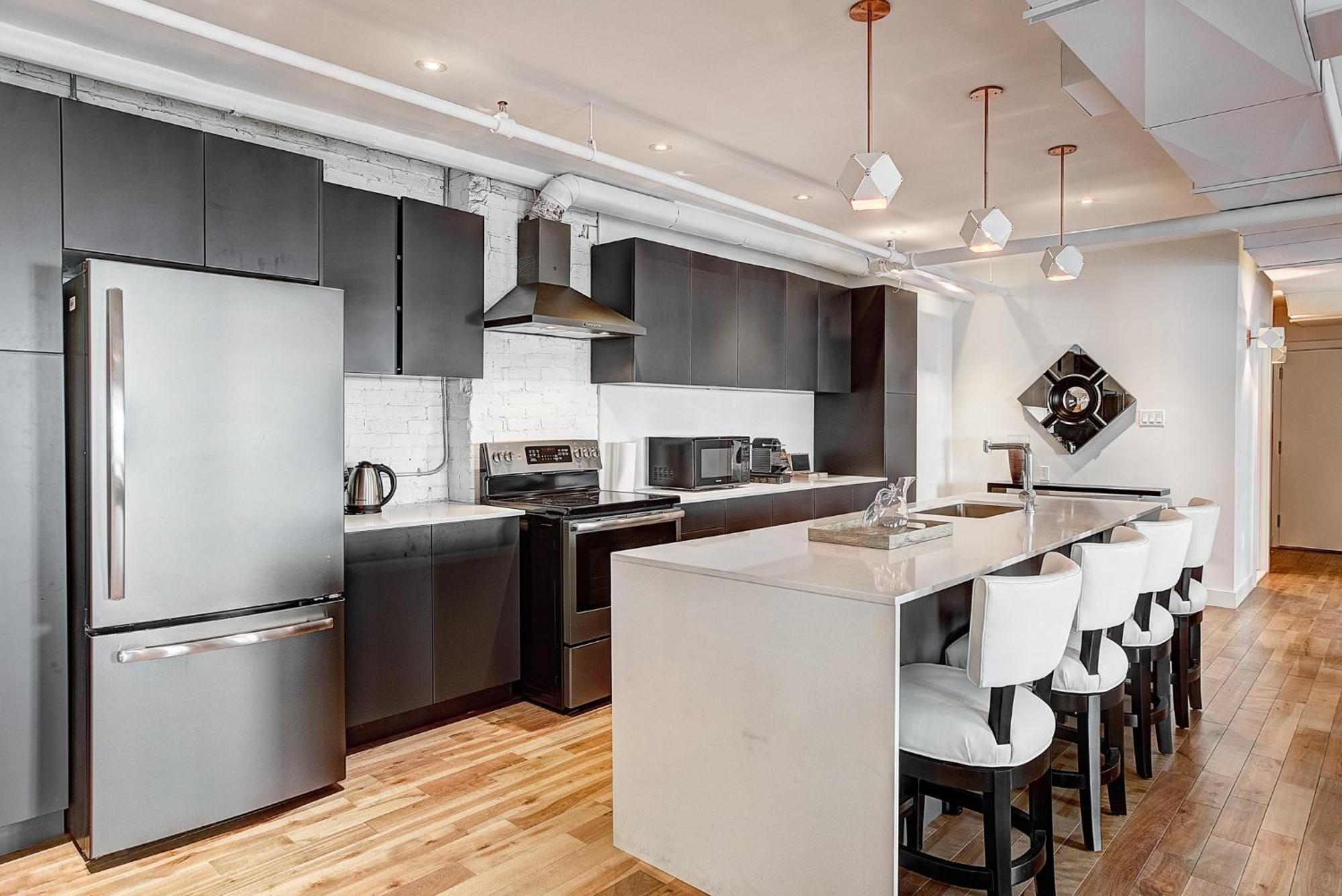 Saint Sulpice Lofts By Bakan - Old Montreal