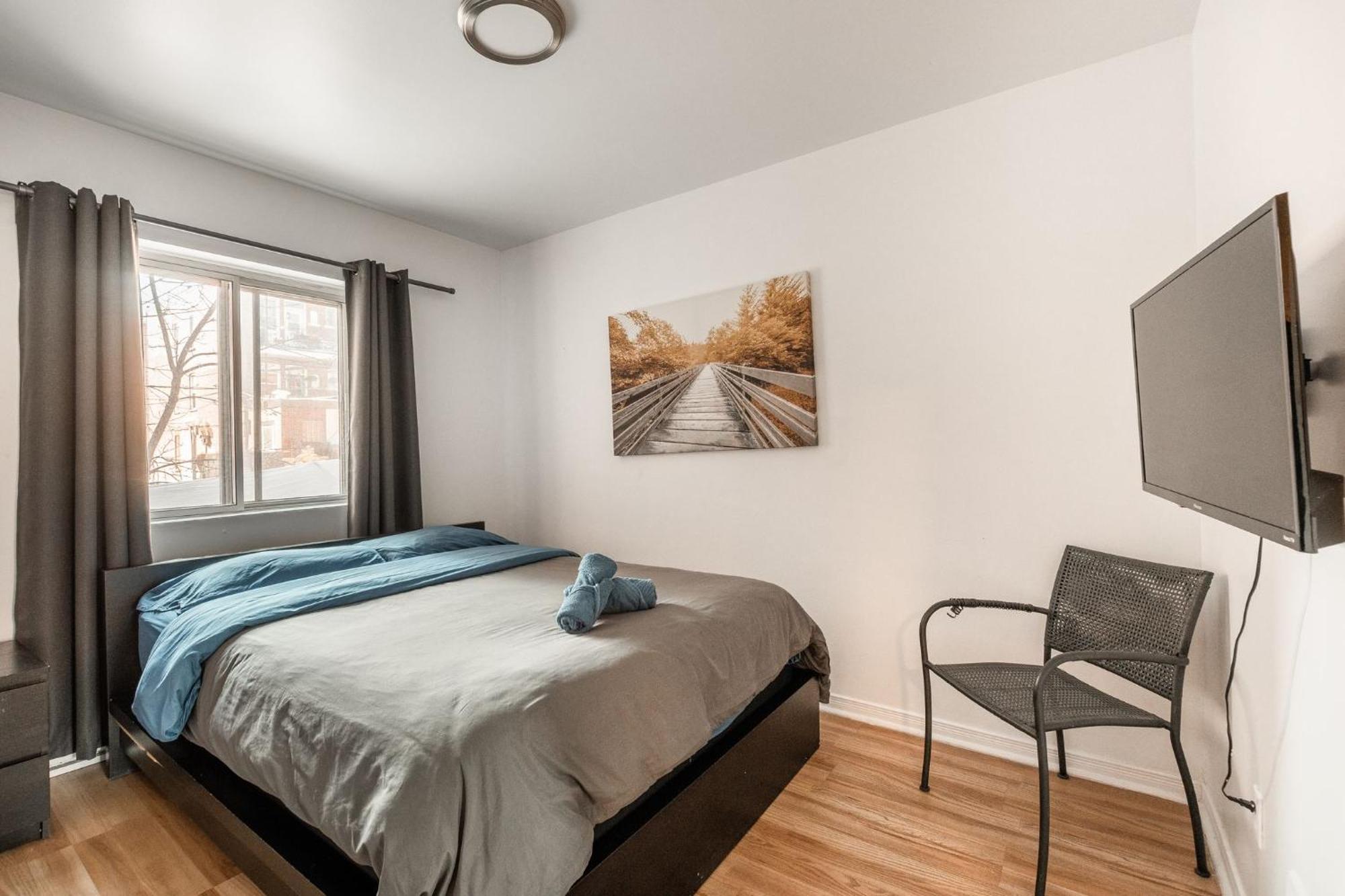 Apartment One Bedroom 10 Min From Downtown - 106