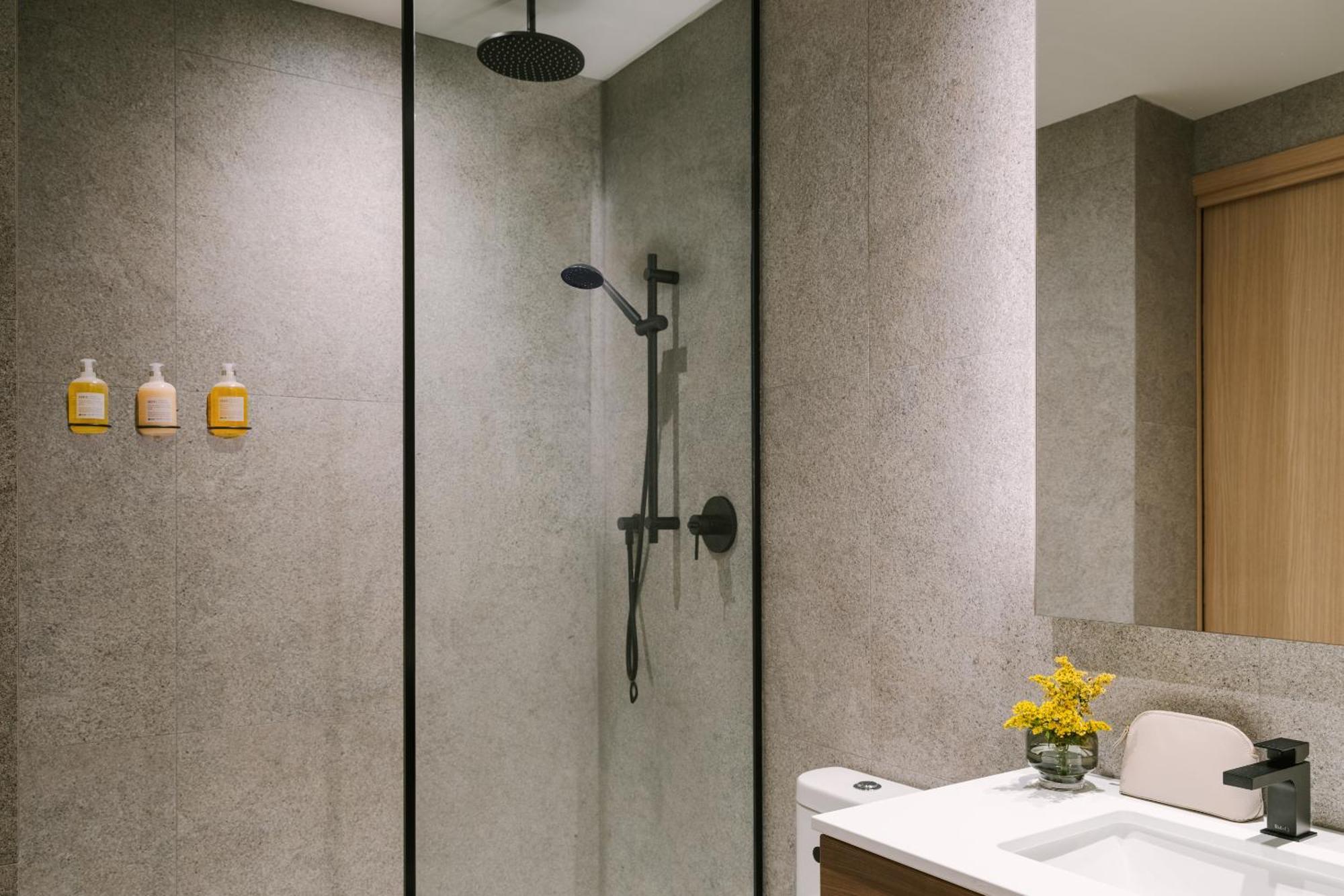 Sonder Apollon Aparthotel 4*