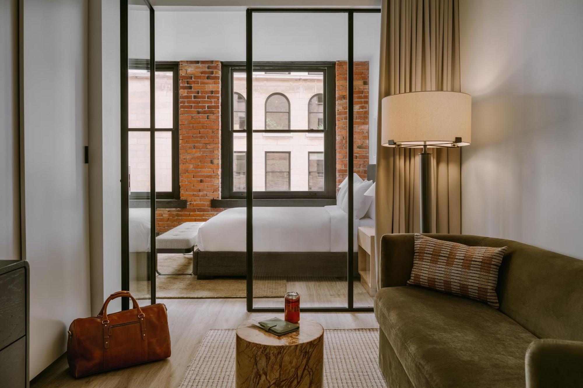 Sonder Apollon Aparthotel