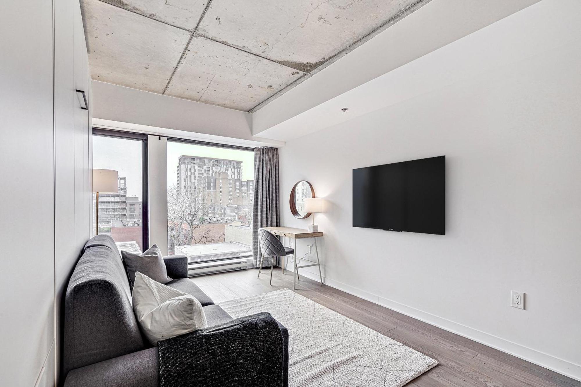 Downtown Apartment
