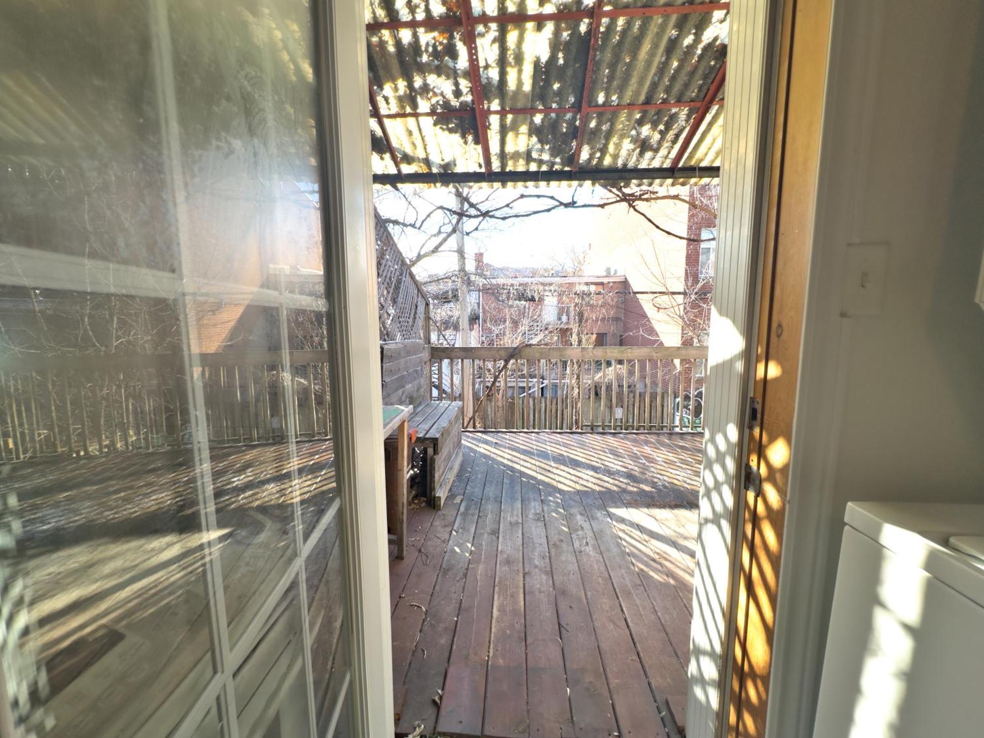 Apartment Superb 3 Bed 3mins From Mont-royal Metro Montreal