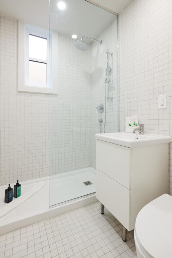 Urban Gem In Le Plateau By Denstays Apartment
