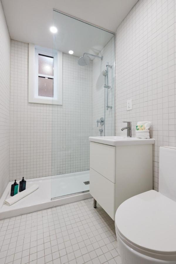 Spacious 2 Bedroom In Le Plateau By Denstays Apartment *