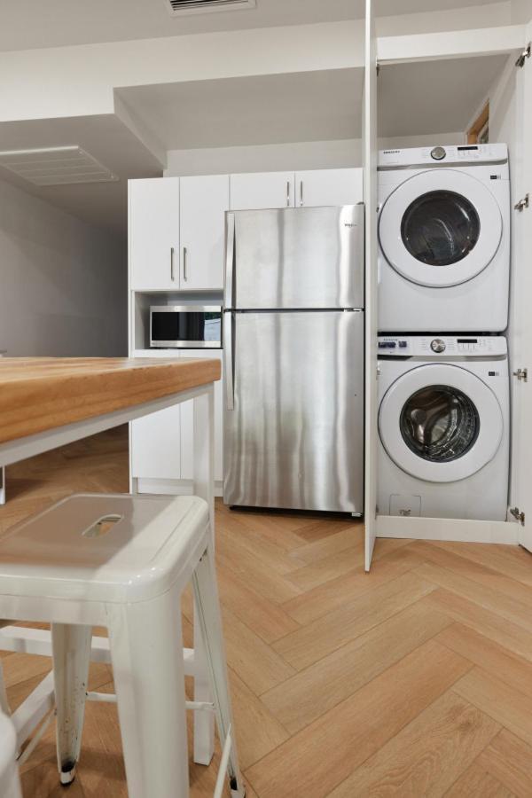 Apartment Spacious 2 Bedroom In Le Plateau By Denstays