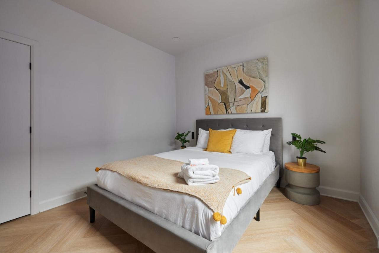 New And Cozy 3 Bedroom In Le Plateau By Denstays * Montreal