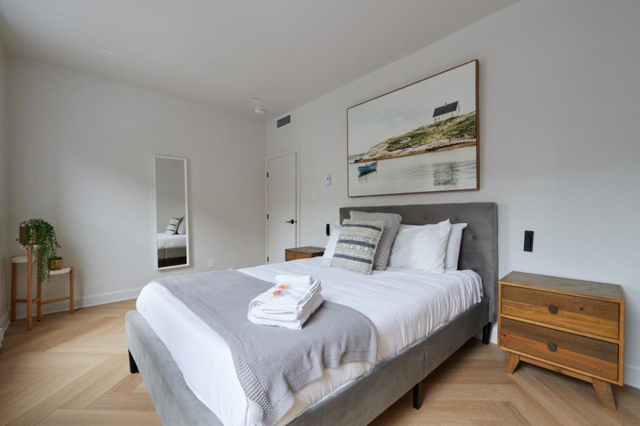 Chic 2 Bedroom In Le Plateau By Denstays Apartment