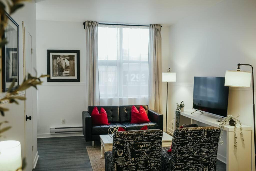 Apartment Hresidences Modern On Ontario Street