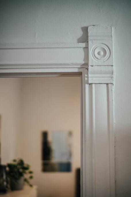 Hresidences Cozy Heritage St Andre Mtl Apartment