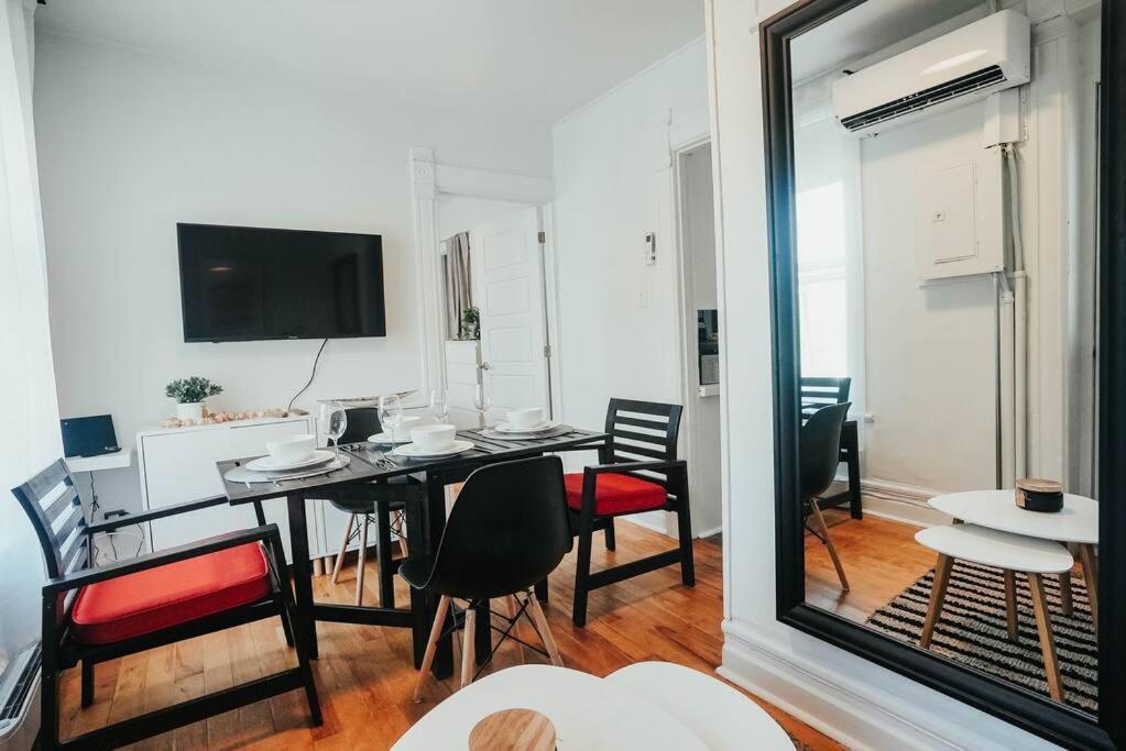 Apartment Hresidences Cozy Heritage St Andre Mtl Montreal