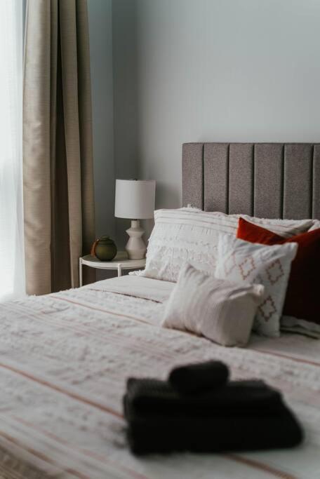 Hresidences Modern Apt On Main St Hubert Street Montreal