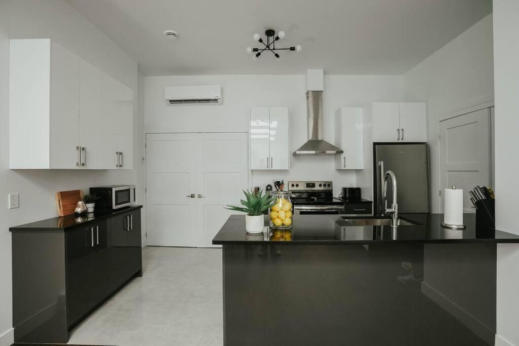 Hresidences Modern Apt On Main St Hubert Street * Montreal