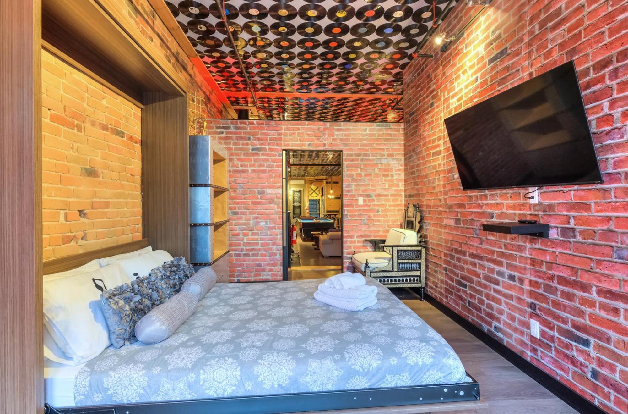 Apartment Designer's Unique Loft