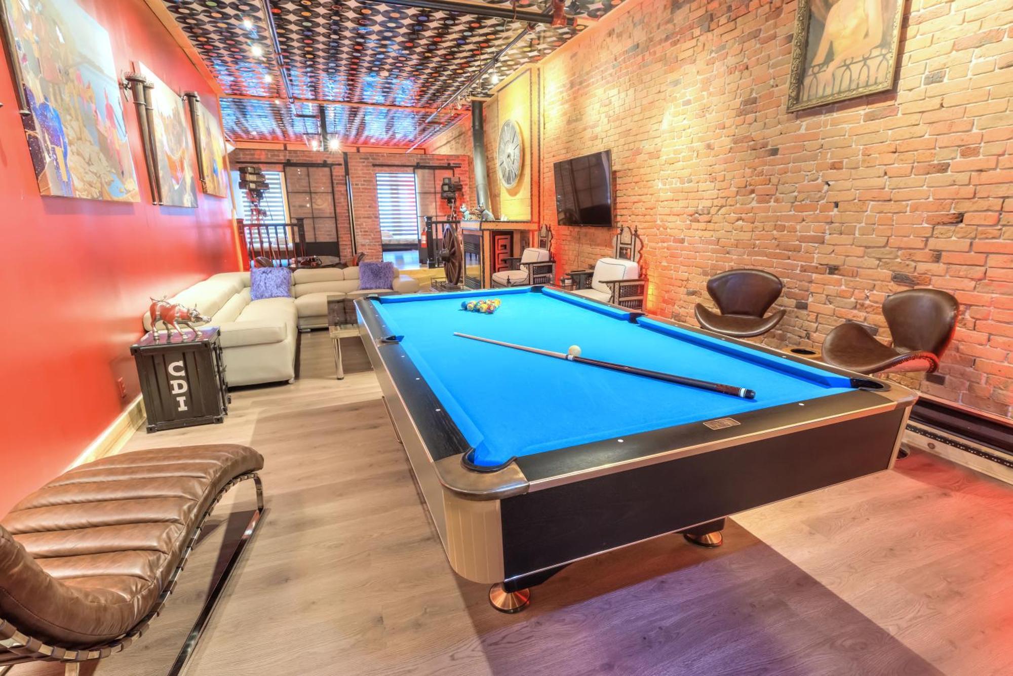Apartment Designer's Unique Loft *