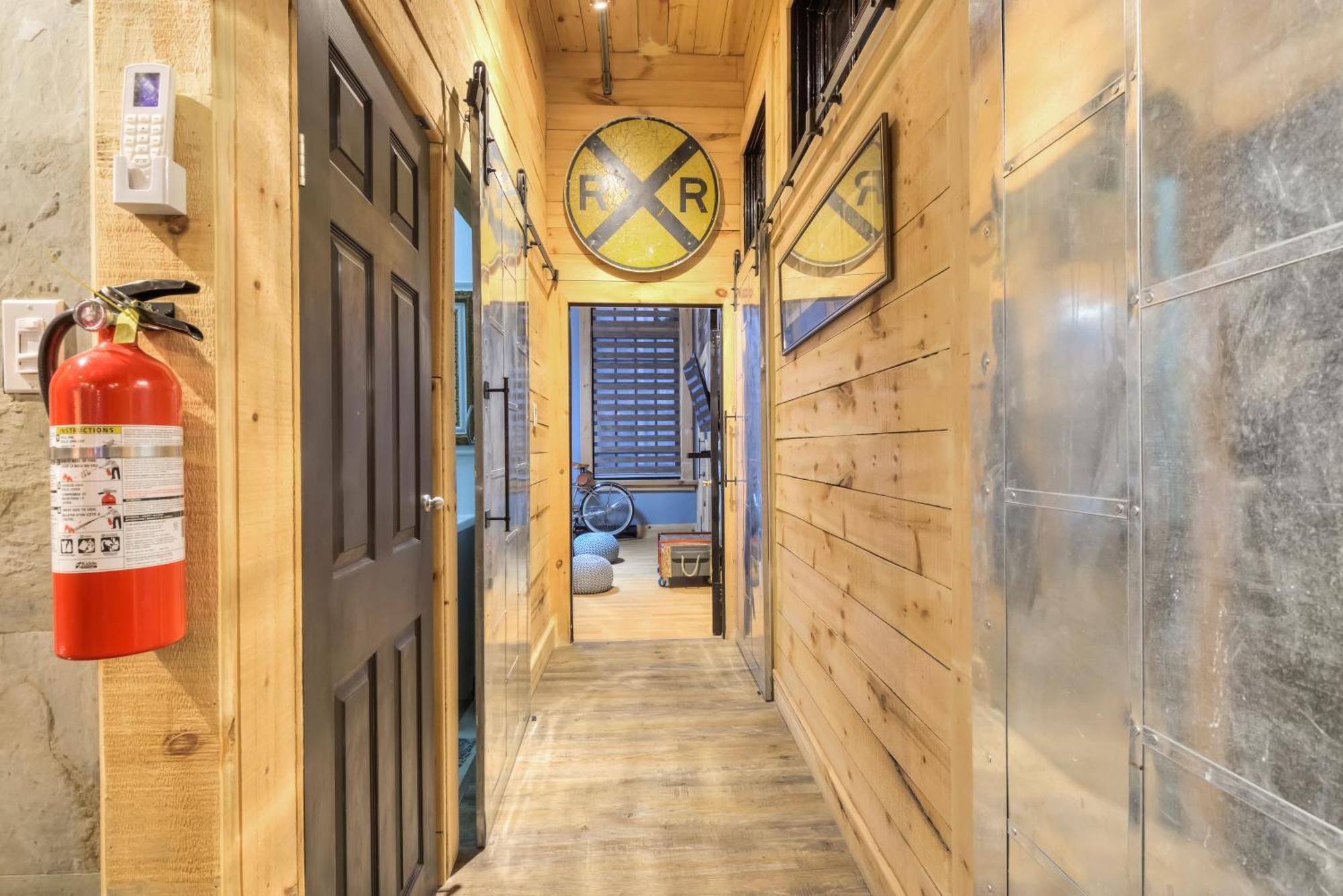 Designer's Unique Loft Apartment Montreal