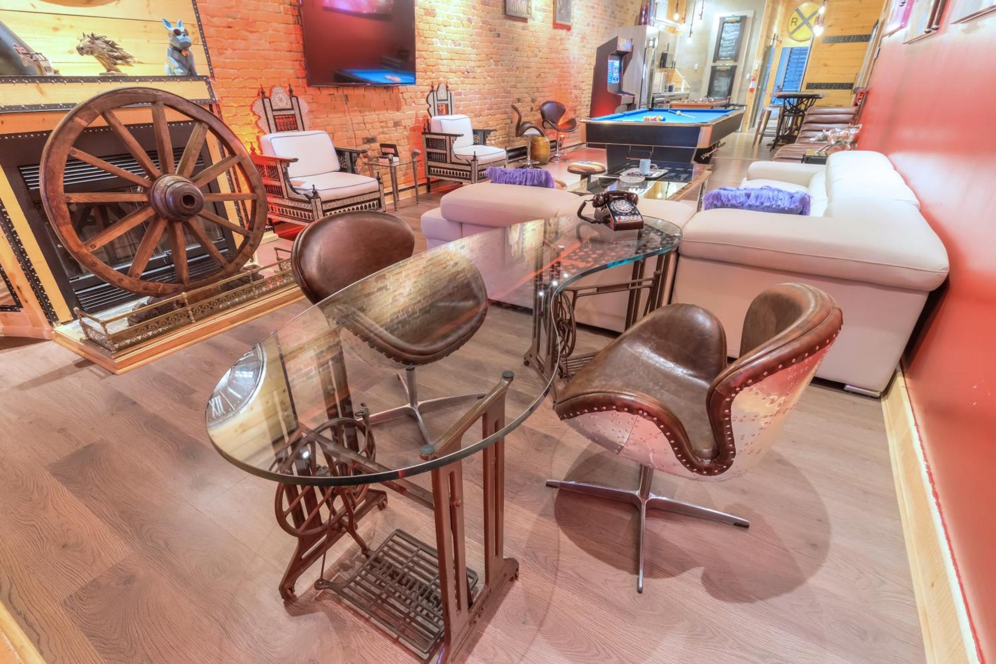 Designer's Unique Loft Apartment Montreal