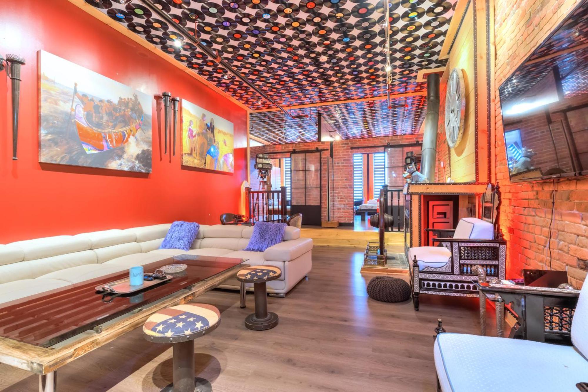 Apartment Designer's Unique Loft Montreal