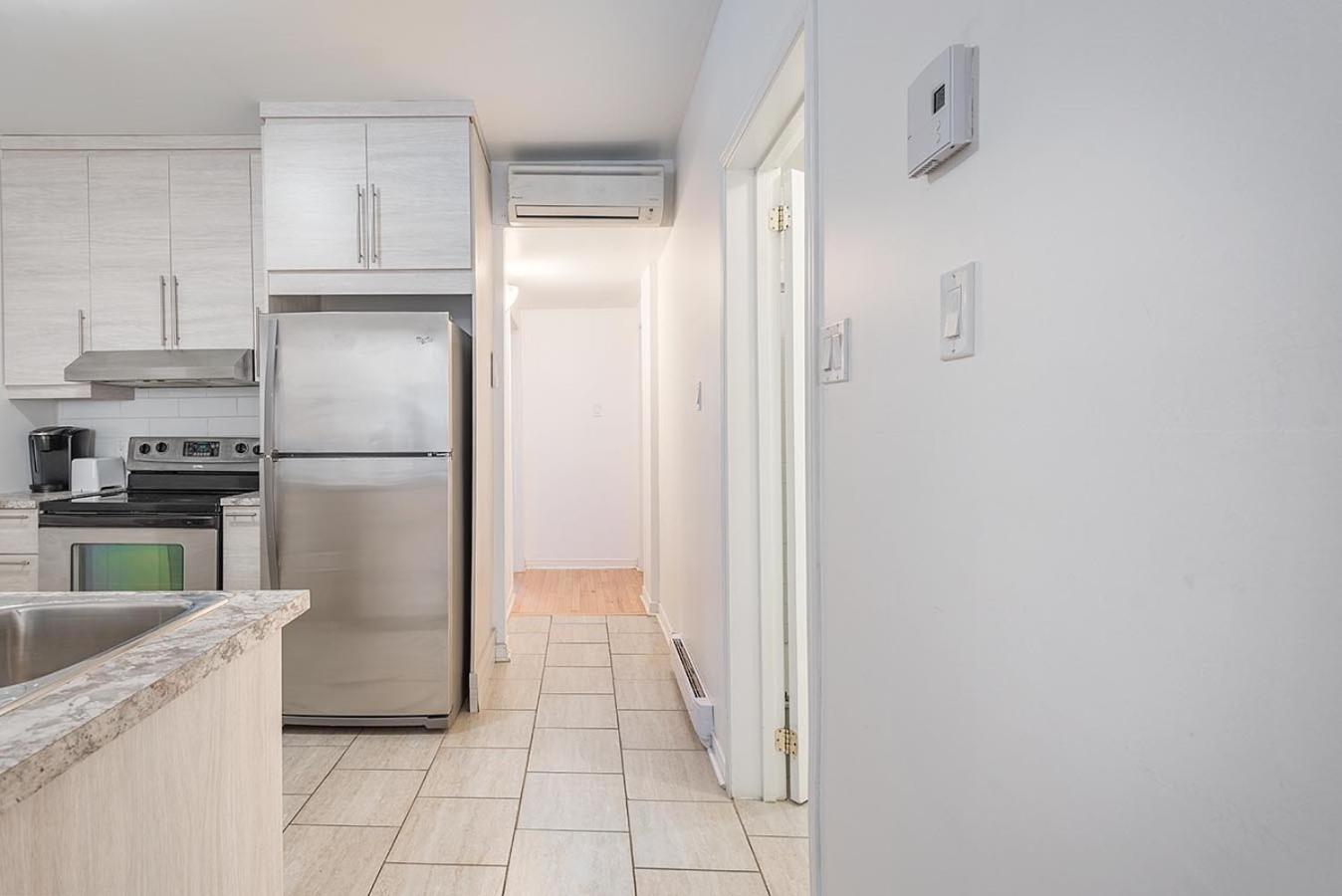 Aaa Location & Free Parking Montreal