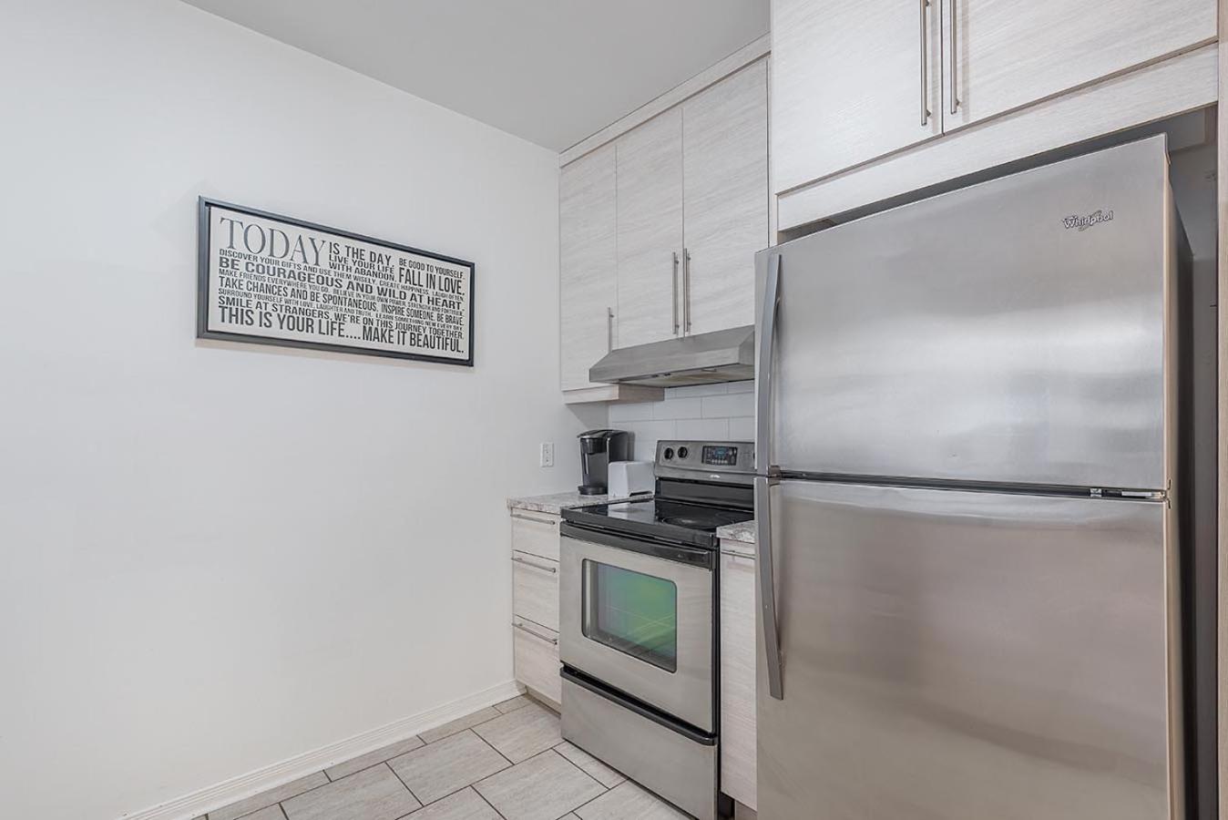 Aaa Location & Free Parking Apartment Montreal