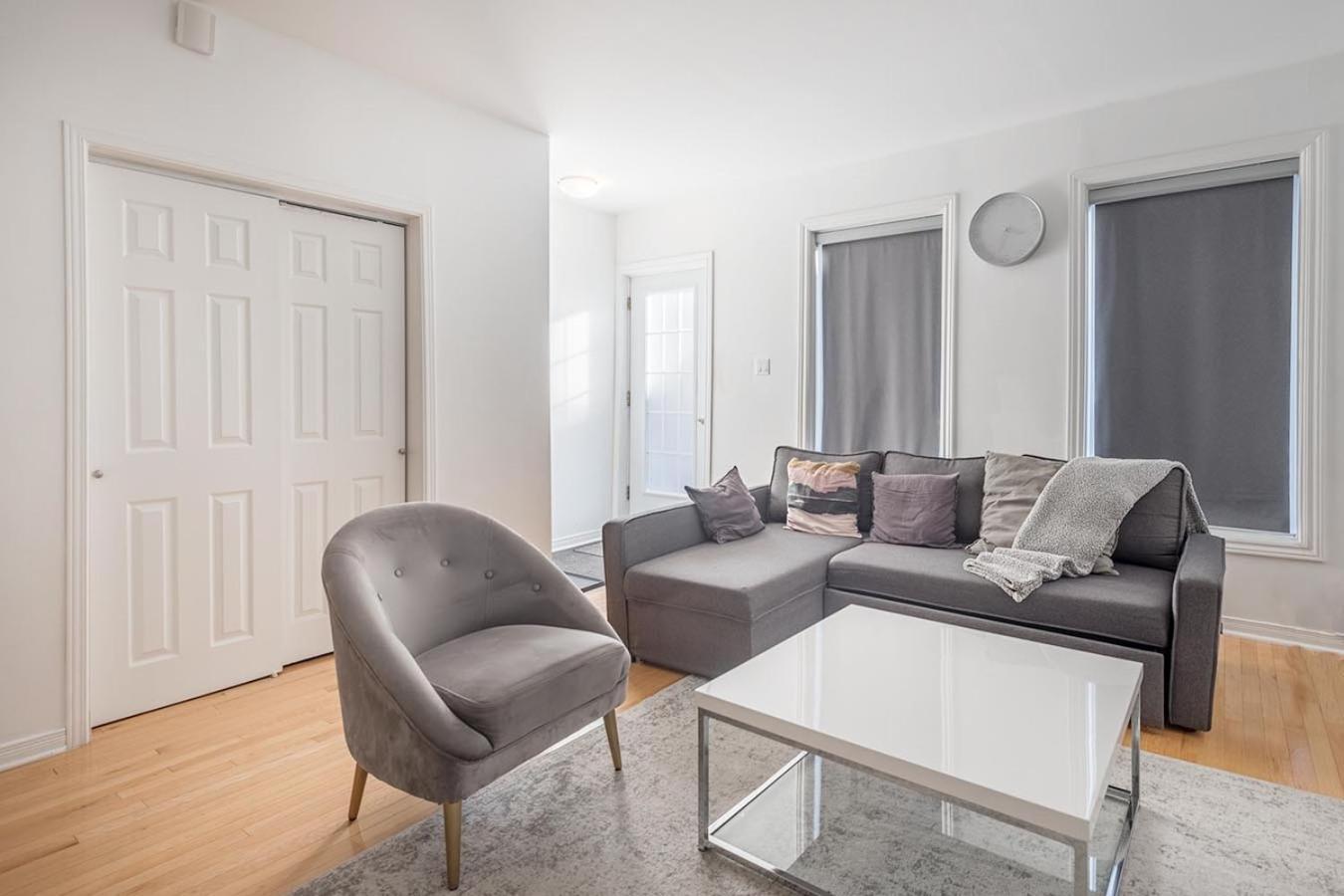 Aaa Location & Free Parking Apartment Montreal
