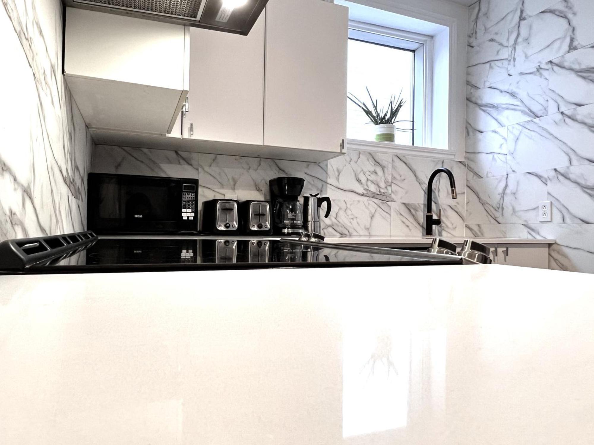 Reunion Apartment *