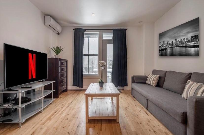 Apartment 5-star Prime Location - Bright Montreal