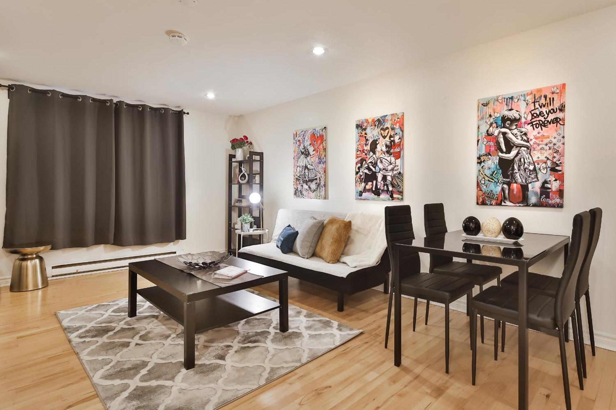 Free Parking And Location Apartment Montreal
