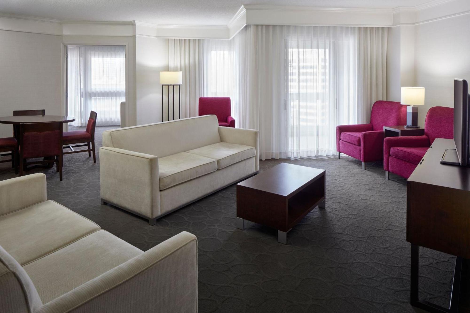 Hotel Delta By Marriott 4*