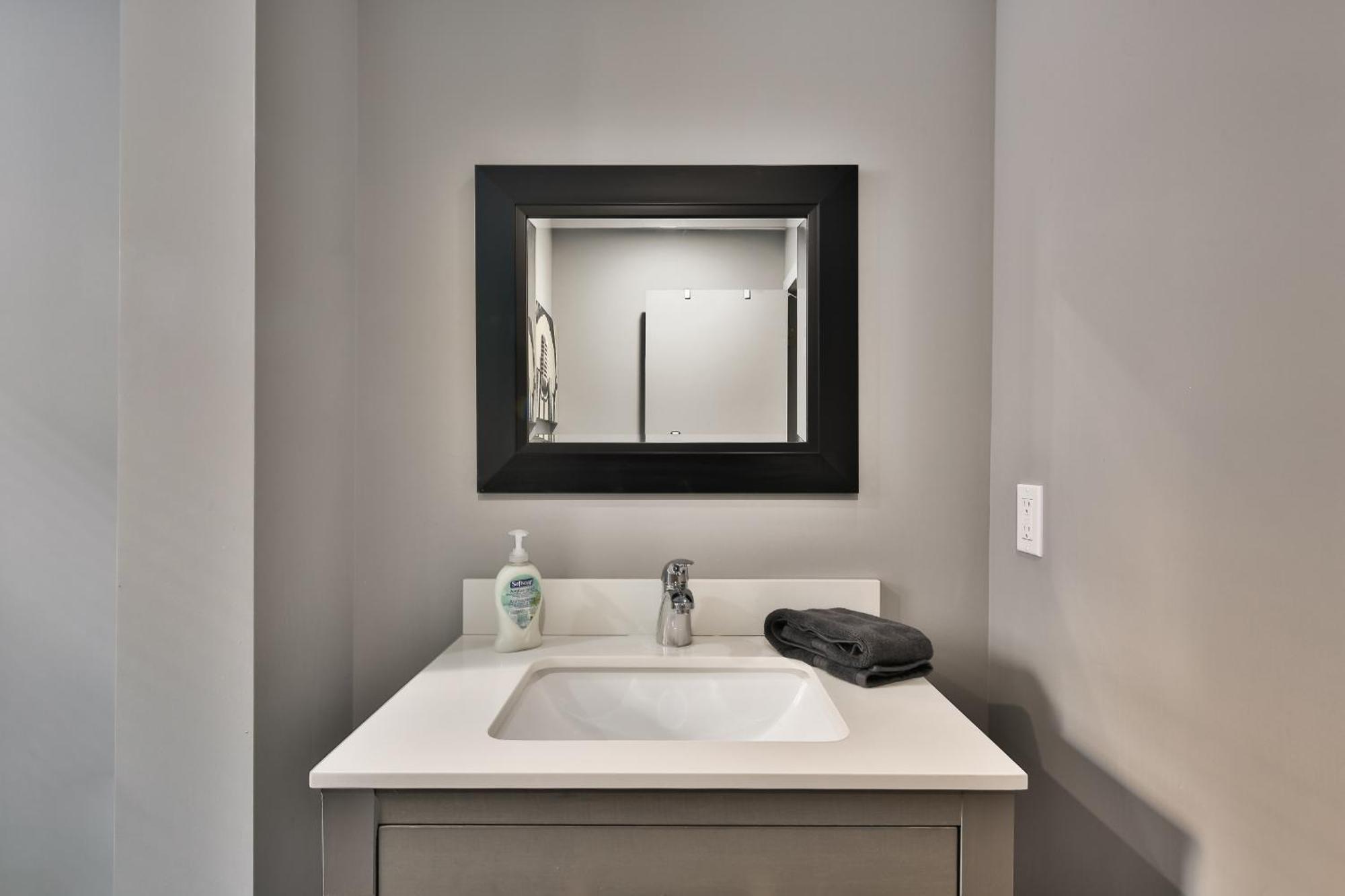 Stanley Suites * Montreal