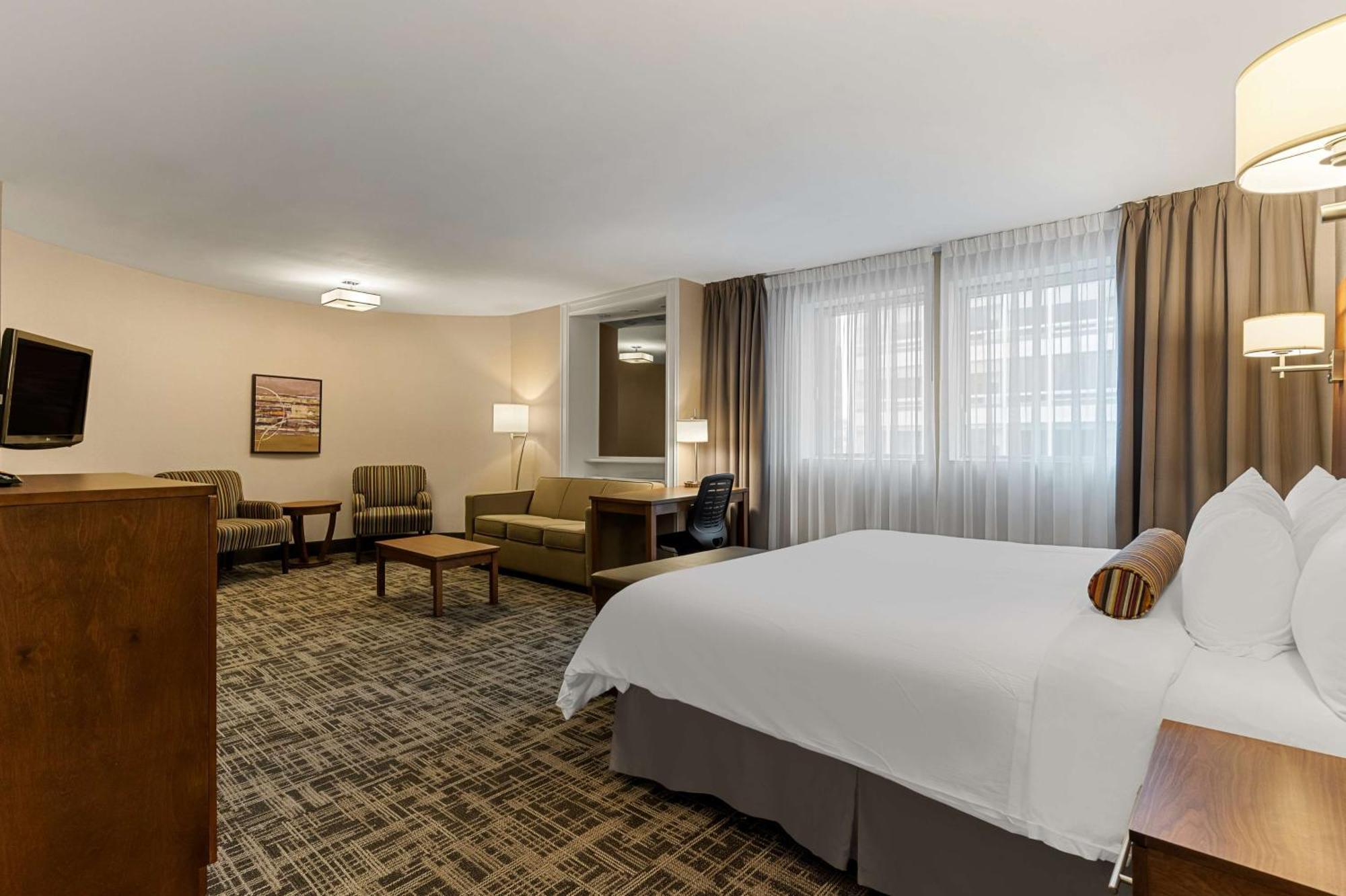 Hotel Western Ville-marie & 4*