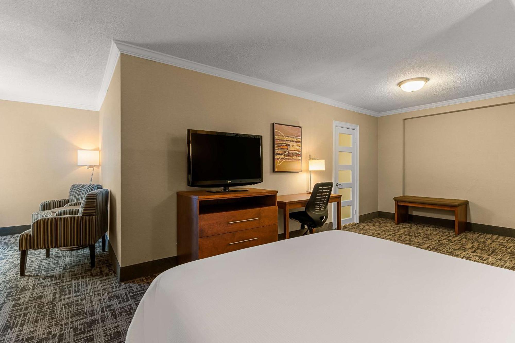Western Ville-marie & Hotel