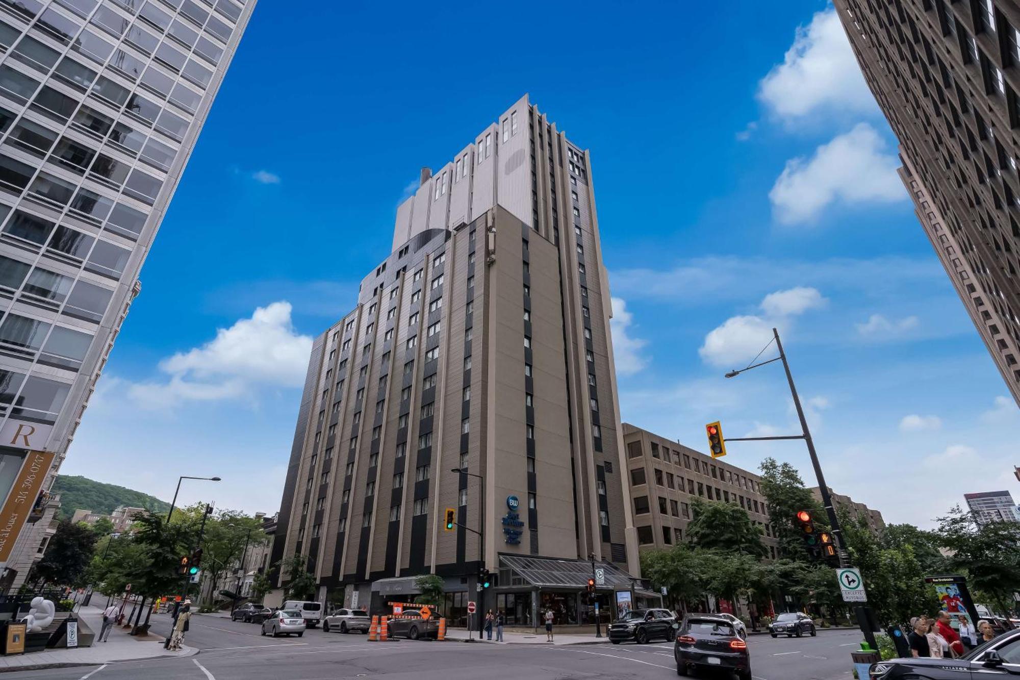 Western Ville-marie & Hotel 4*