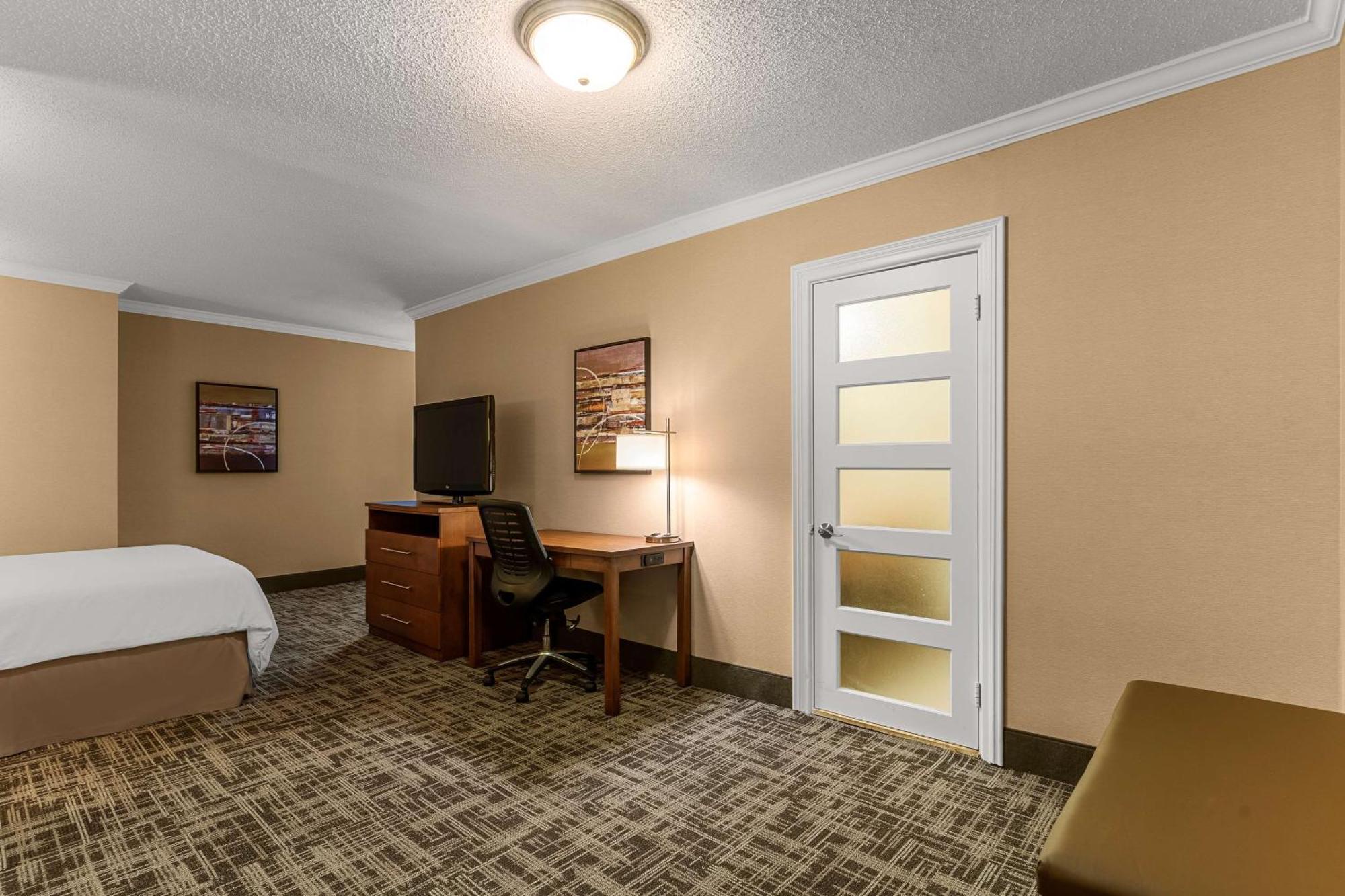 Hotel Western Ville-marie &