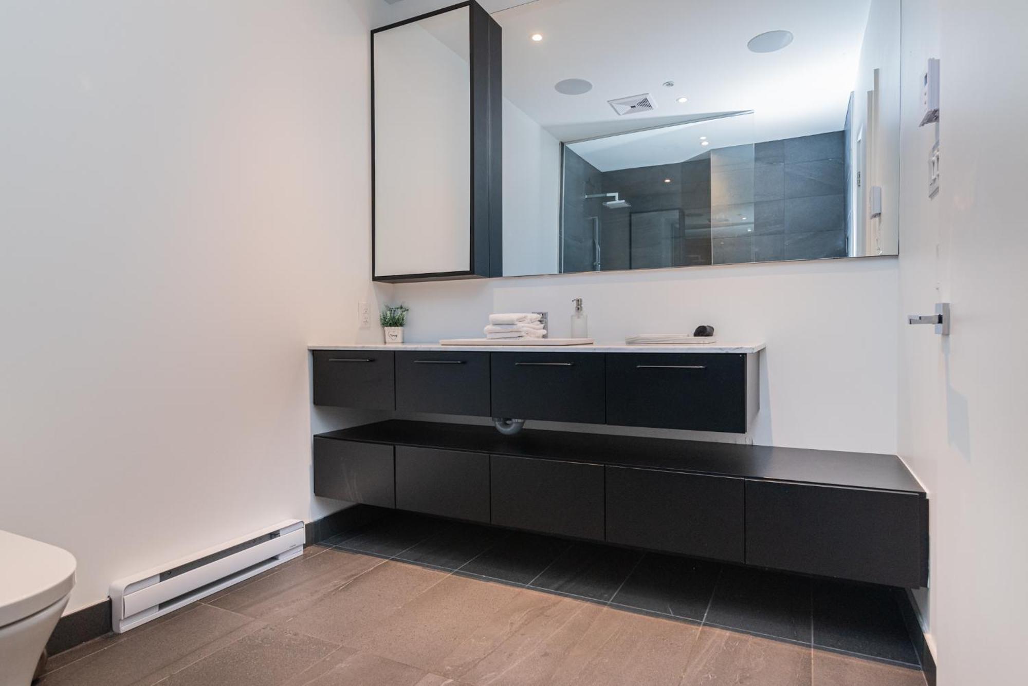 Le Se7t Penthouses * Montreal