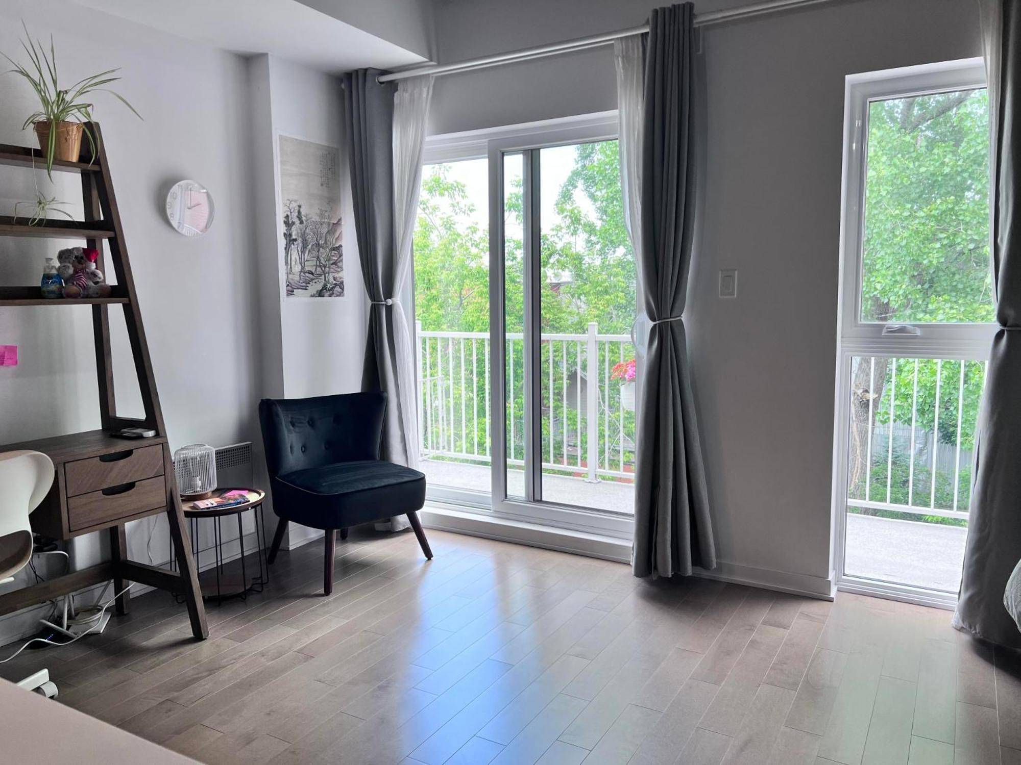Apartment 1 Min To Metro, New Condo, Lovely Cozy Studio *